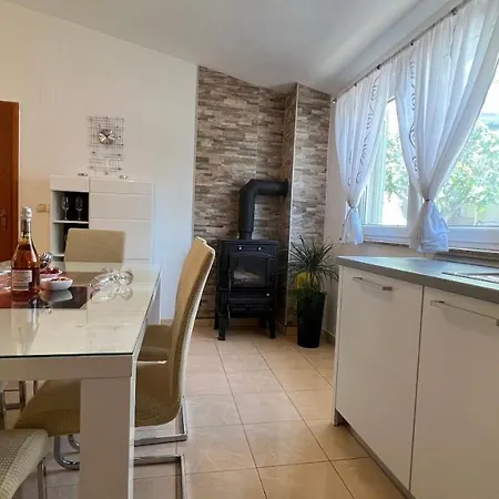 House Roca Ferienhaus Vodice